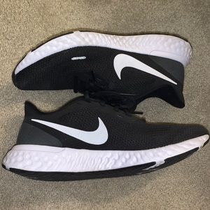 Nike Revolution running shoes 7.5